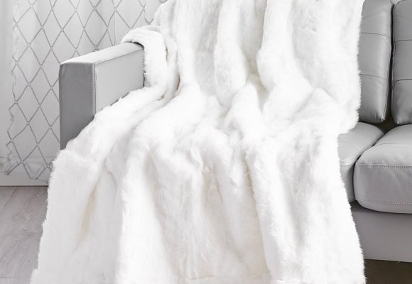 Tips for buying a fur blanket